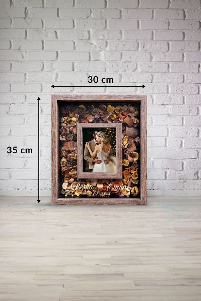 Çerçeve 30X35 Fotoğraf Bölümlü Tasarım Gül Kutusu Anı Çerçevesi CEVİZ